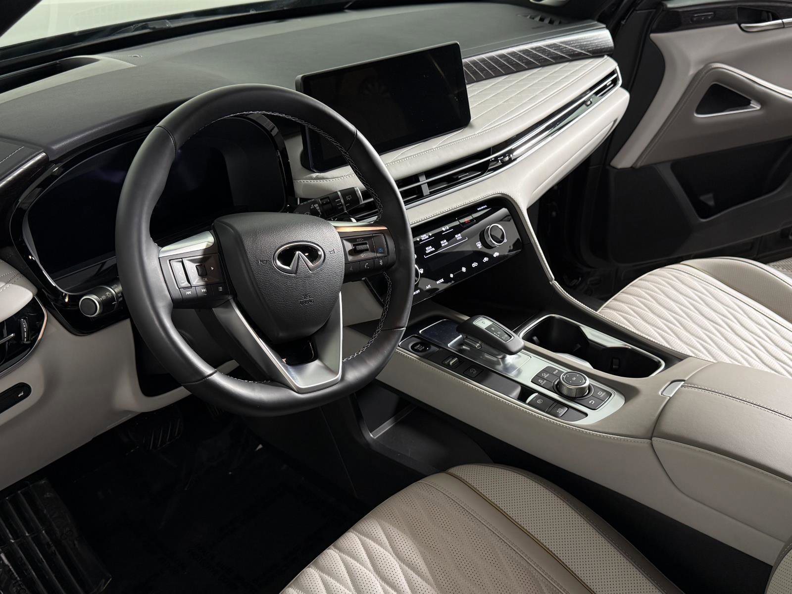 Used 2026 INFINITI QX60 Autograph w/ Dark Cargo Package image 9
