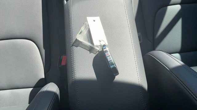 Certified 2025 Kia Sportage EX w/ EX Premium Package image 33