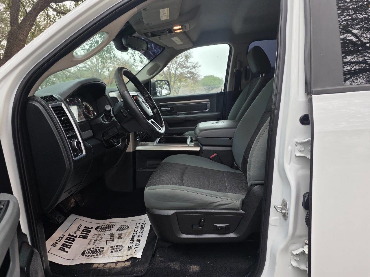 Used 2015 RAM 1500 Lone Star image 28