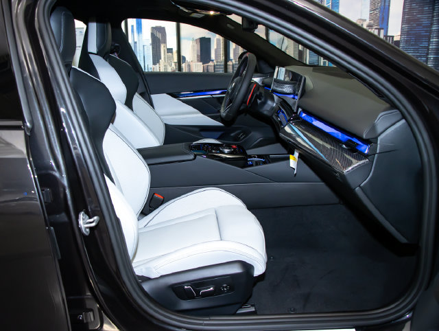 New 2027 BMW M5 w/ Executive Package AWD/4WD image 21