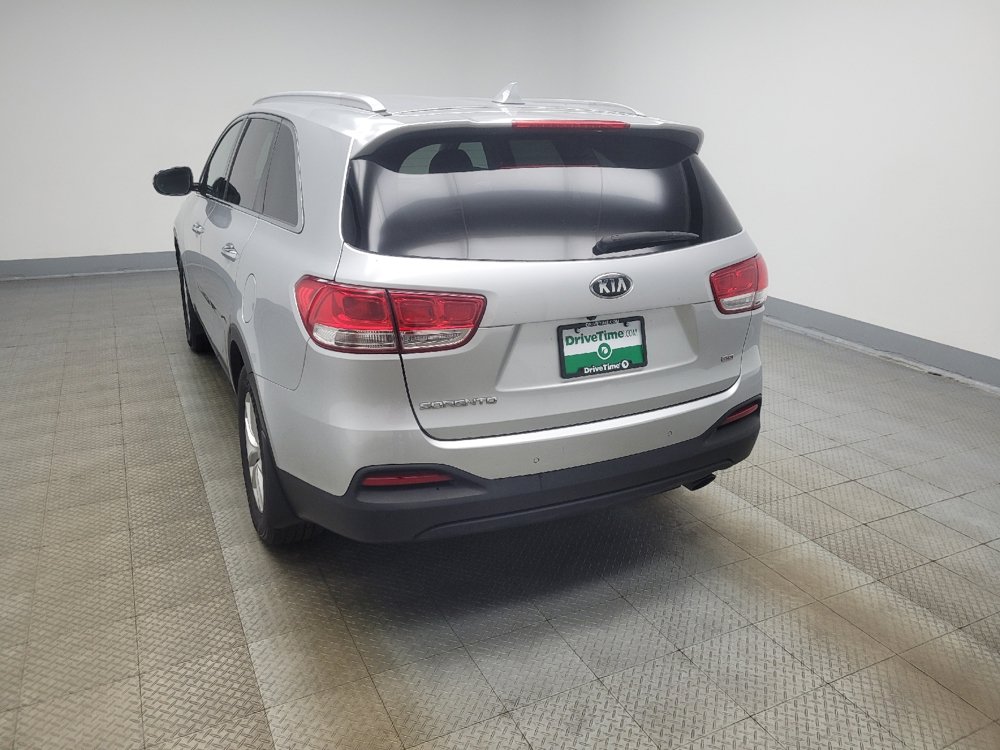 Used 2018 Kia Sorento FWD image 5