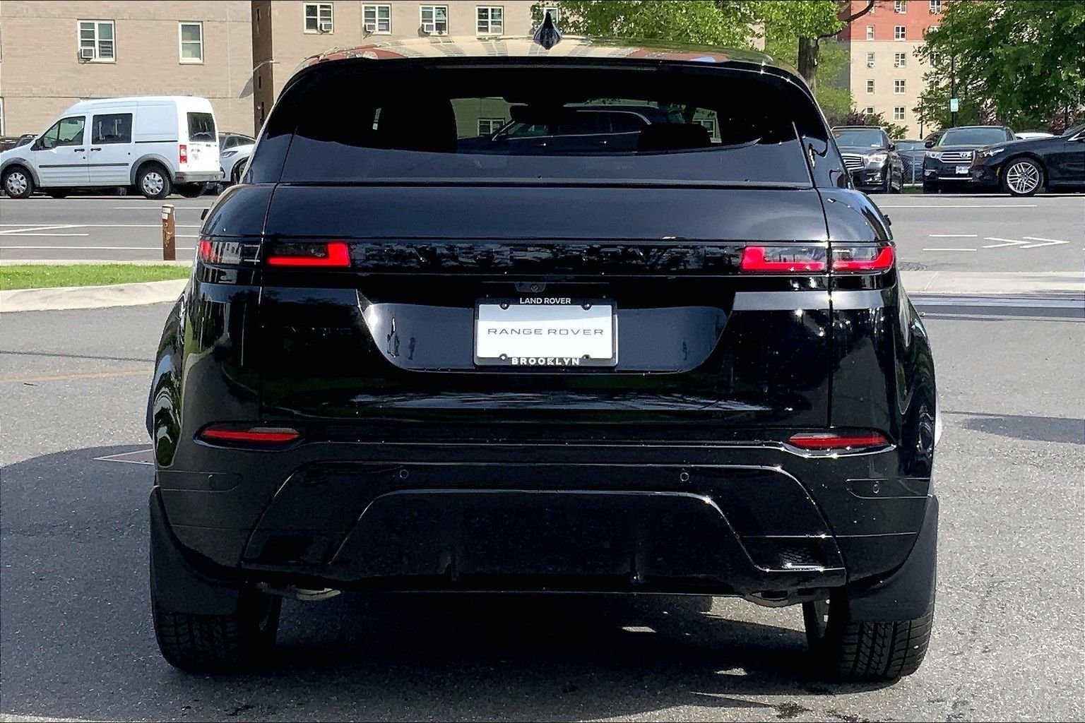New 2026 Land Rover Range Rover Evoque Hoxton AWD/4WD image 4