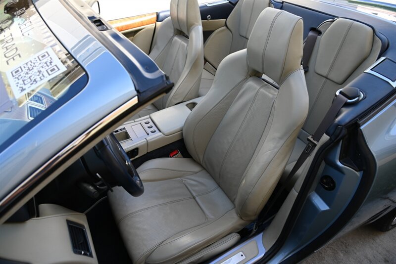 Used 2007 Aston Martin DB9 Volante RWD image 37