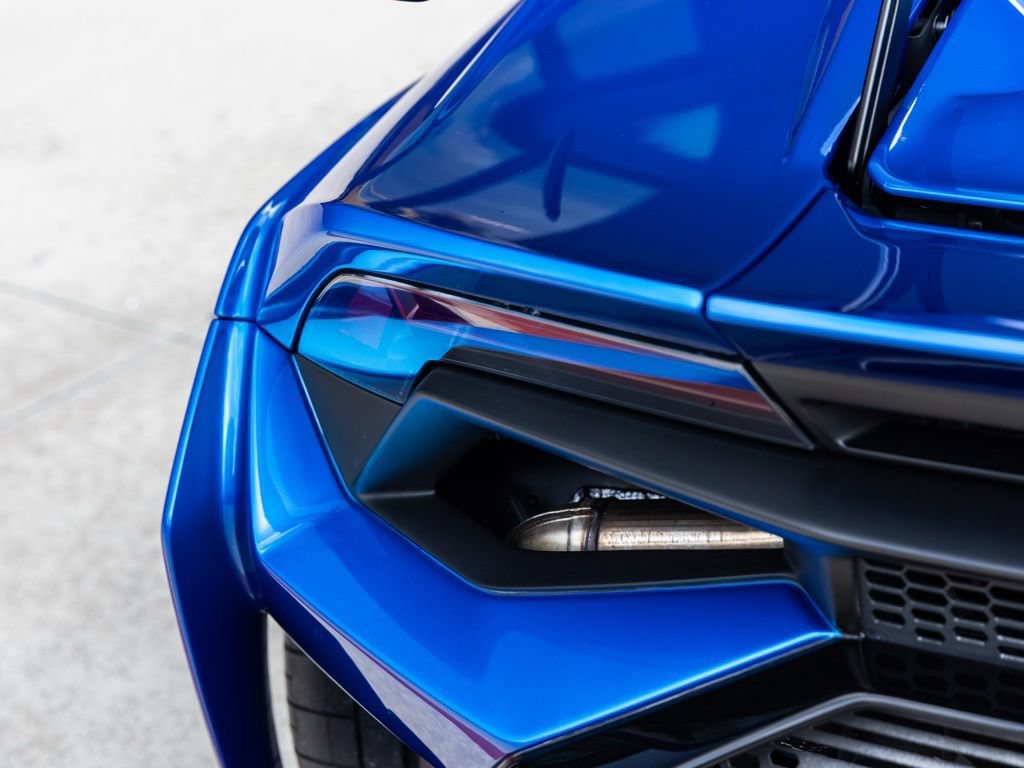 Used 2022 Lamborghini Huracan STO RWD image 11