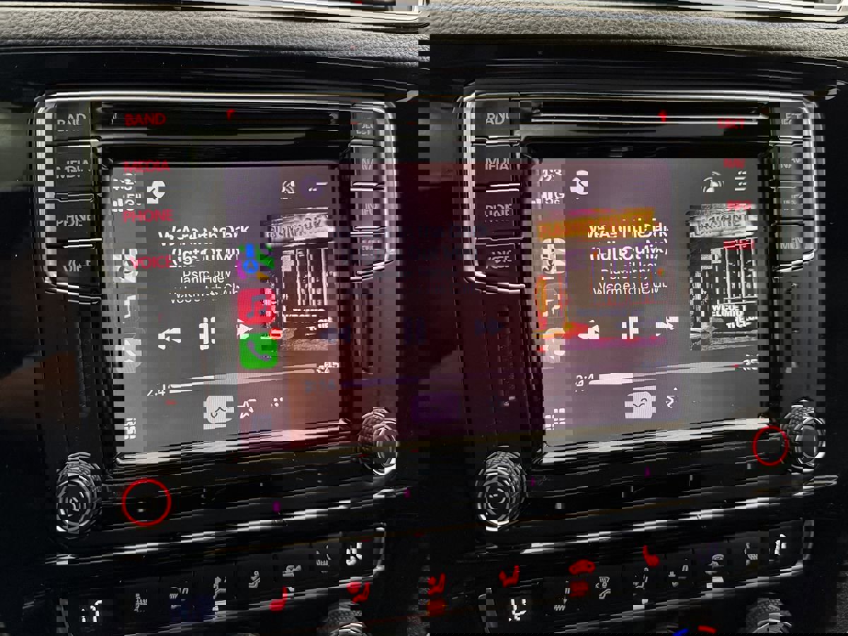 Used 2016 Volkswagen Jetta GLI SEL image 18