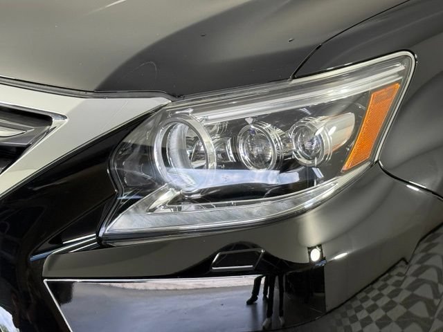 Used 2015 Lexus GX 460 w/ Premium Package AWD/4WD image 10