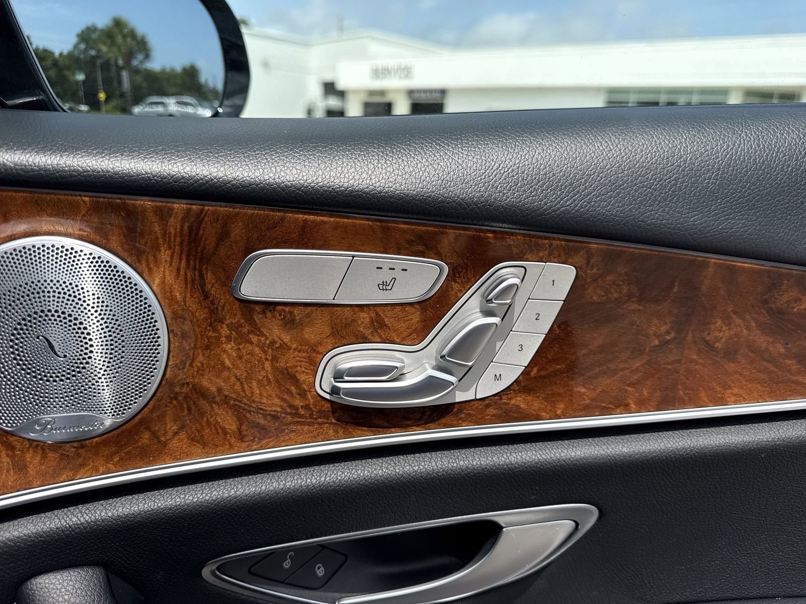 Used 2017 Mercedes-Benz E 300 4MATIC image 27