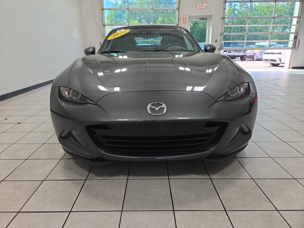 Used 2021 MAZDA MX-5 Miata Grand Touring RWD image 6