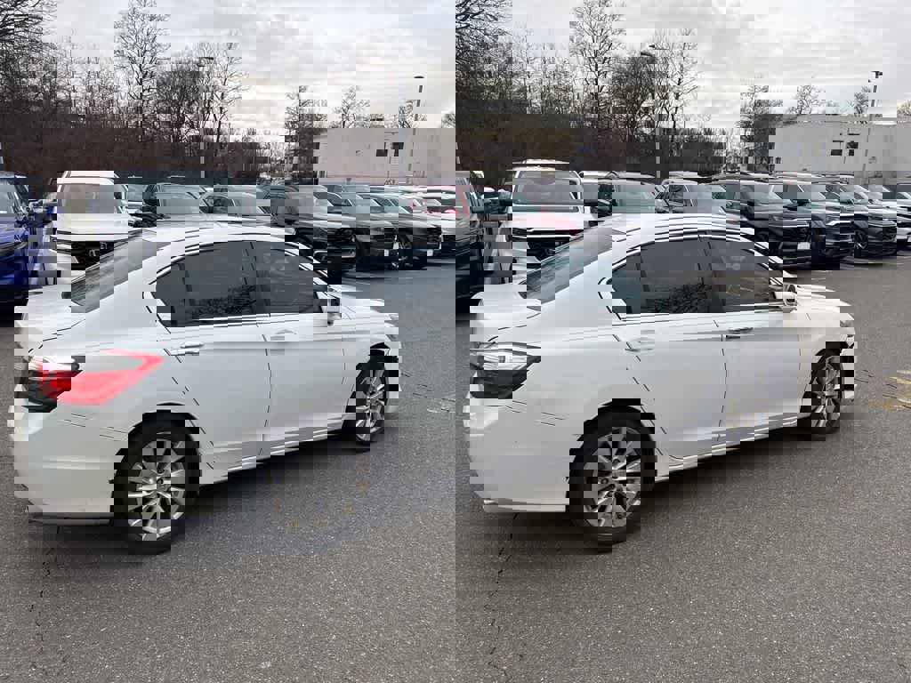 Used 2015 Honda Accord EX-L image 15