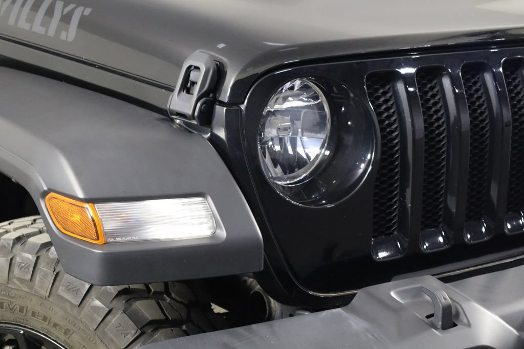 Used 2022 Jeep Wrangler Sport AWD/4WD image 42