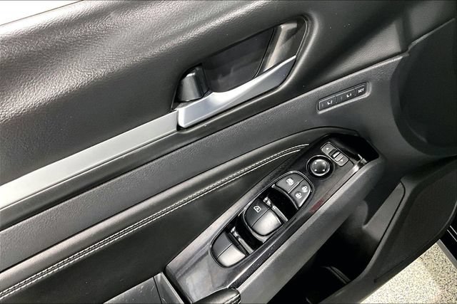 Used 2022 Nissan Altima 2.5 Platinum AWD/4WD image 43