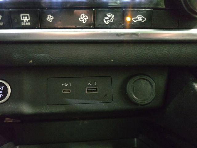 Used 2023 Nissan Rogue SV image 6