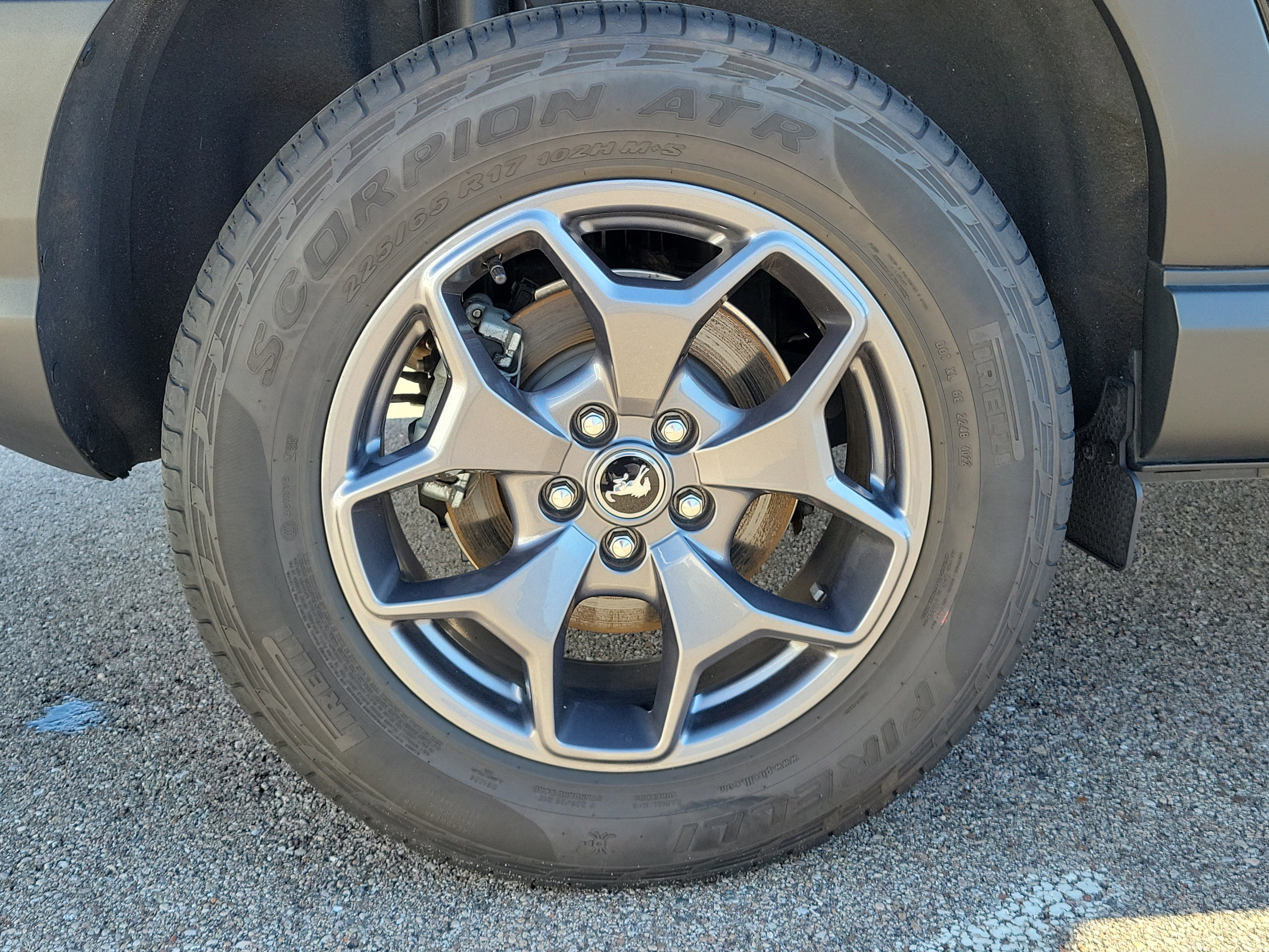 Used 2023 Ford Bronco Sport Badlands image 5