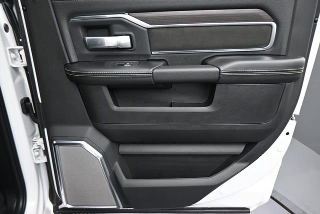 New 2026 RAM 3500 Laramie AWD/4WD image 23