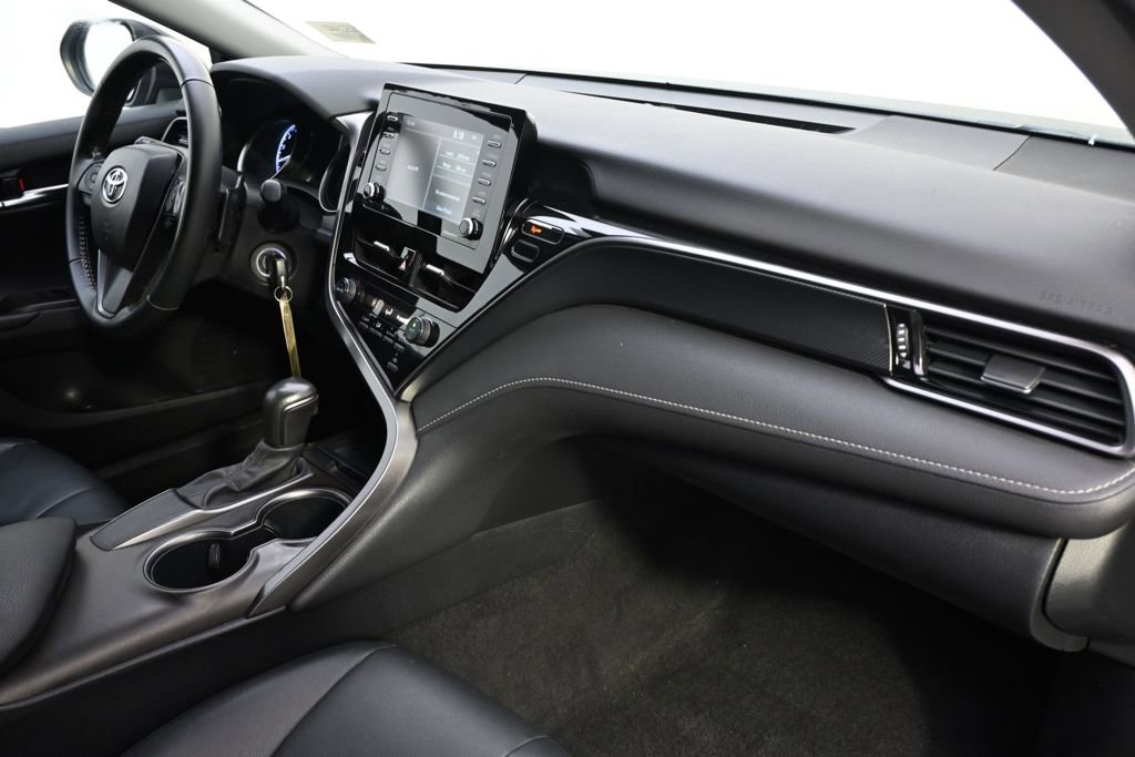 Used 2021 Toyota Camry SE FWD image 13