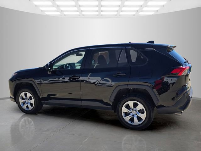 Used 2023 Toyota RAV4 LE AWD/4WD image 9
