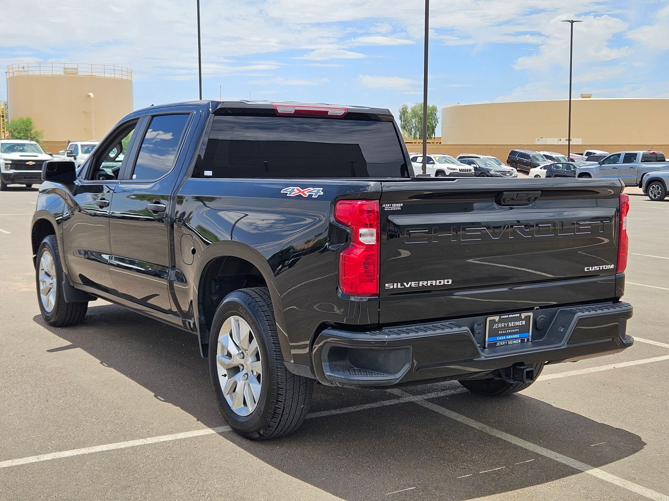 Certified 2025 Chevrolet Silverado 1500 Custom AWD/4WD image 3