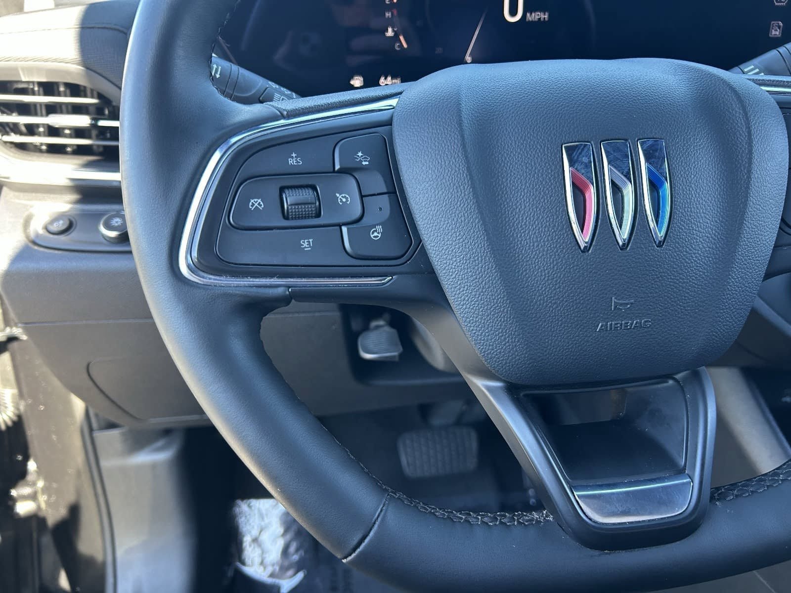 Used 2025 Buick Envista Preferred w/ Convenience I Package FWD image 27