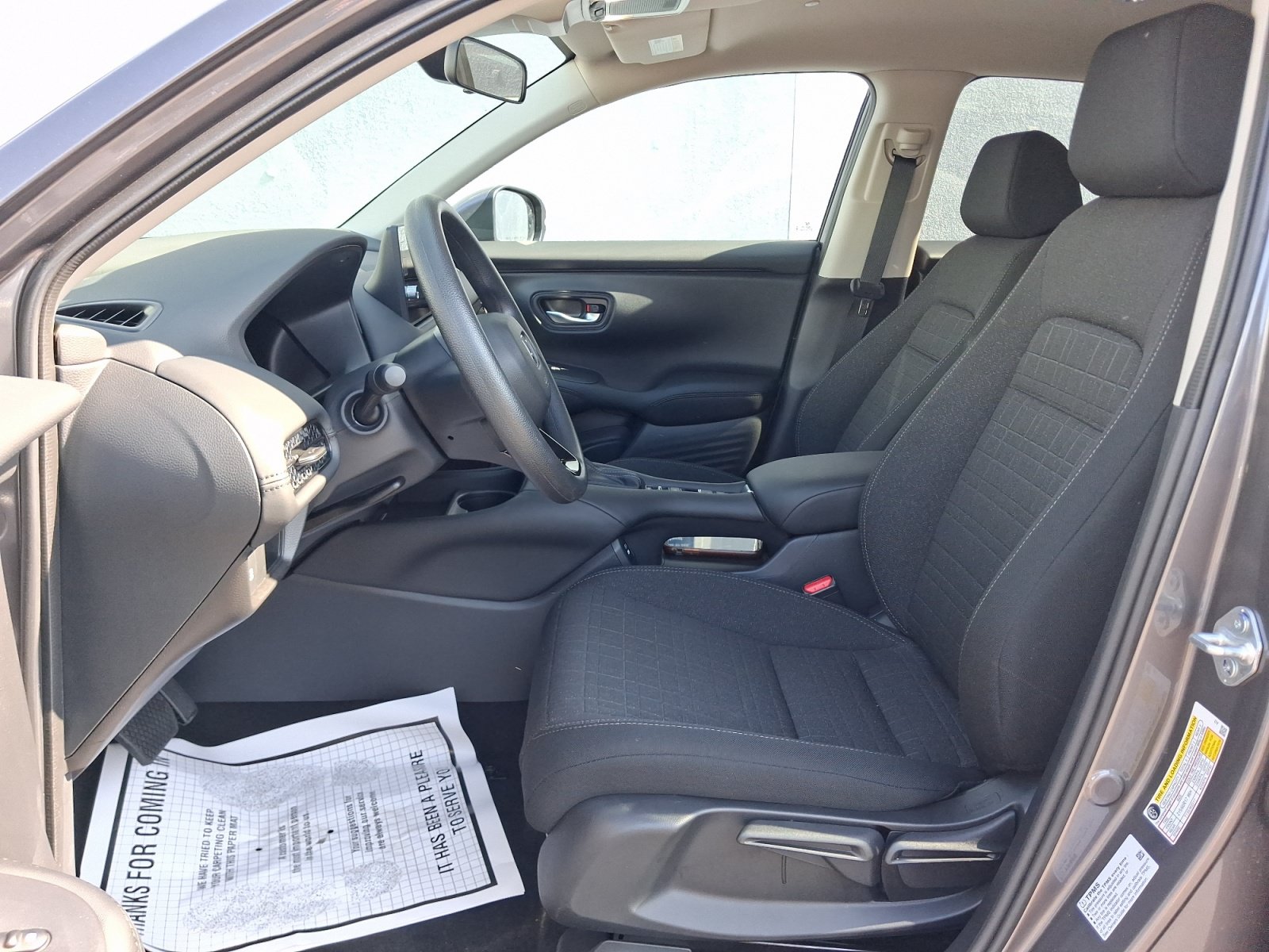 Used 2027 Honda HR-V LX image 5