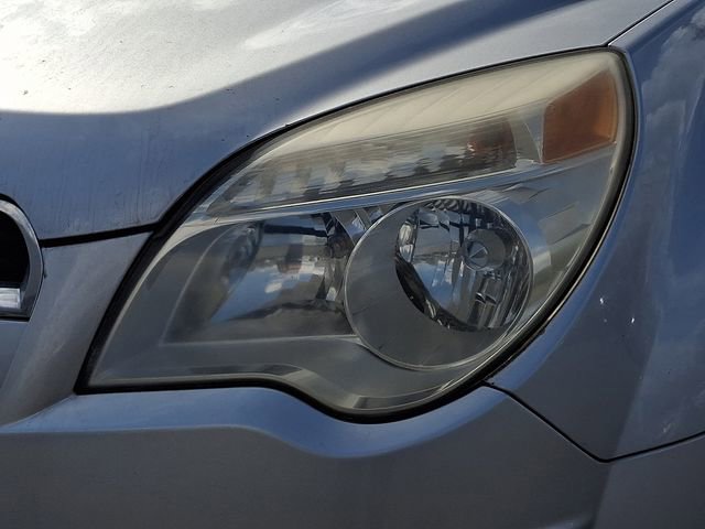 Used 2010 Chevrolet Equinox LT image 2