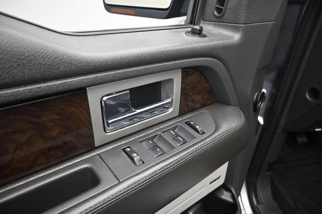 Used 2013 Ford F150 Platinum RWD image 10