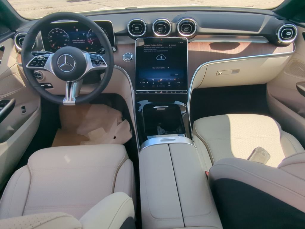 New 2025 Mercedes-Benz C 300 Sedan image 2