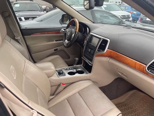 Used 2011 Jeep Grand Cherokee Overland AWD/4WD image 21