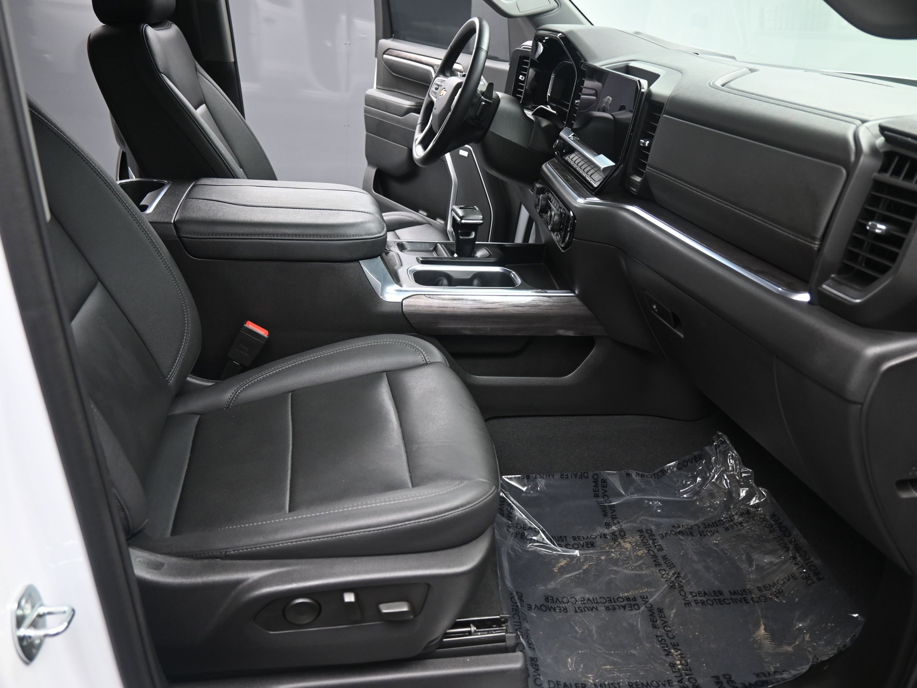 Certified 2023 Chevrolet Silverado 1500 LTZ w/ LTZ Convenience Package II image 21