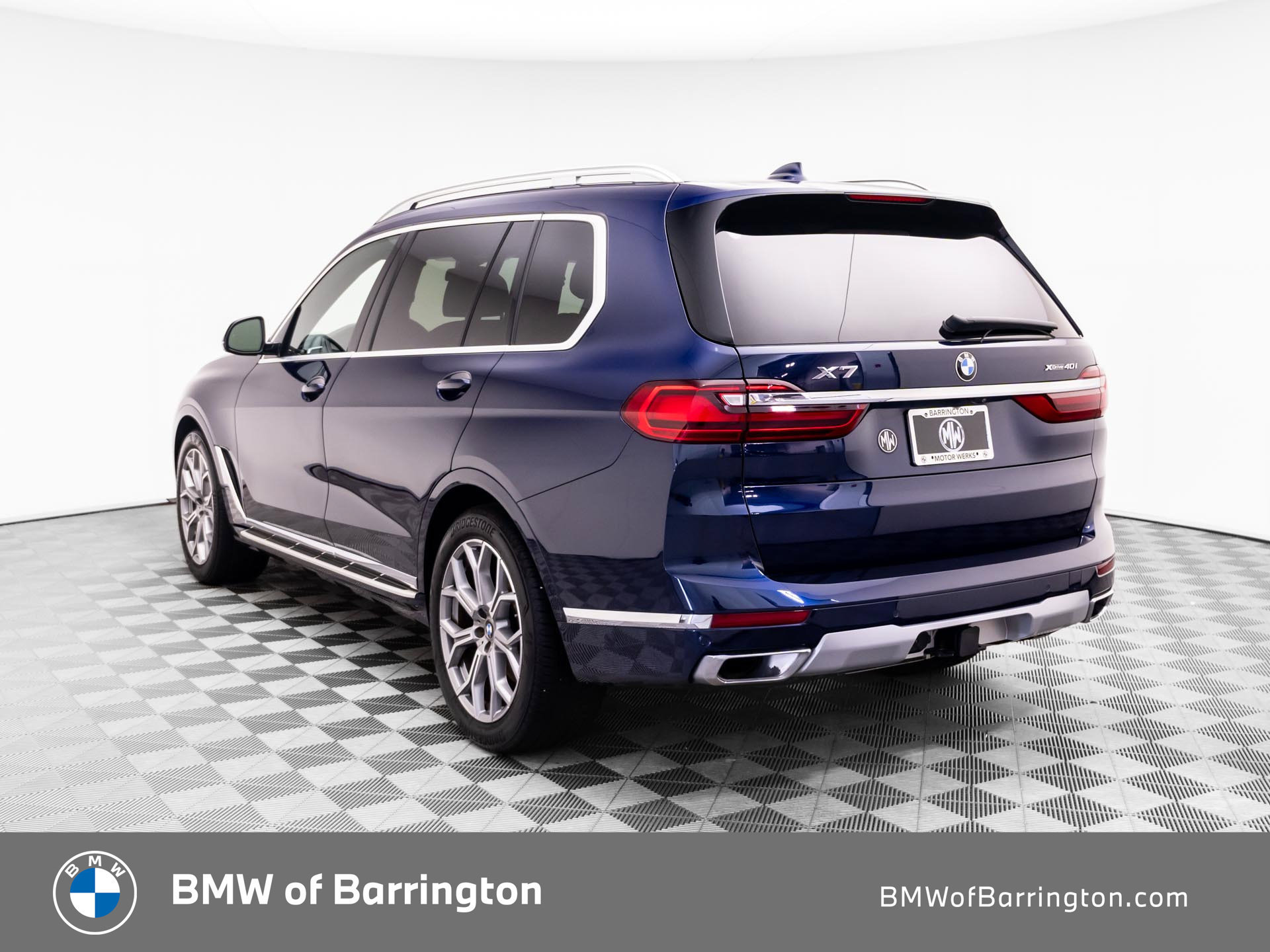Used 2021 BMW X7 xDrive40i w/ Executive Package 2 AWD/4WD image 3