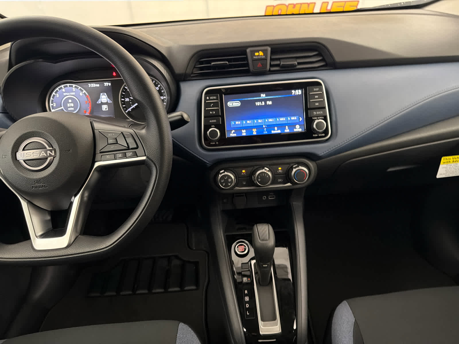 New 2025 Nissan Versa SV w/ Trunk Package image 20