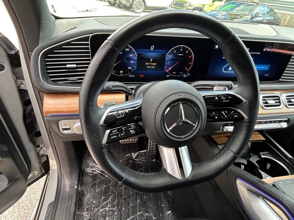 Used 2024 Mercedes-Benz GLS 450 4MATIC w/ AMG Line Exterior image 42