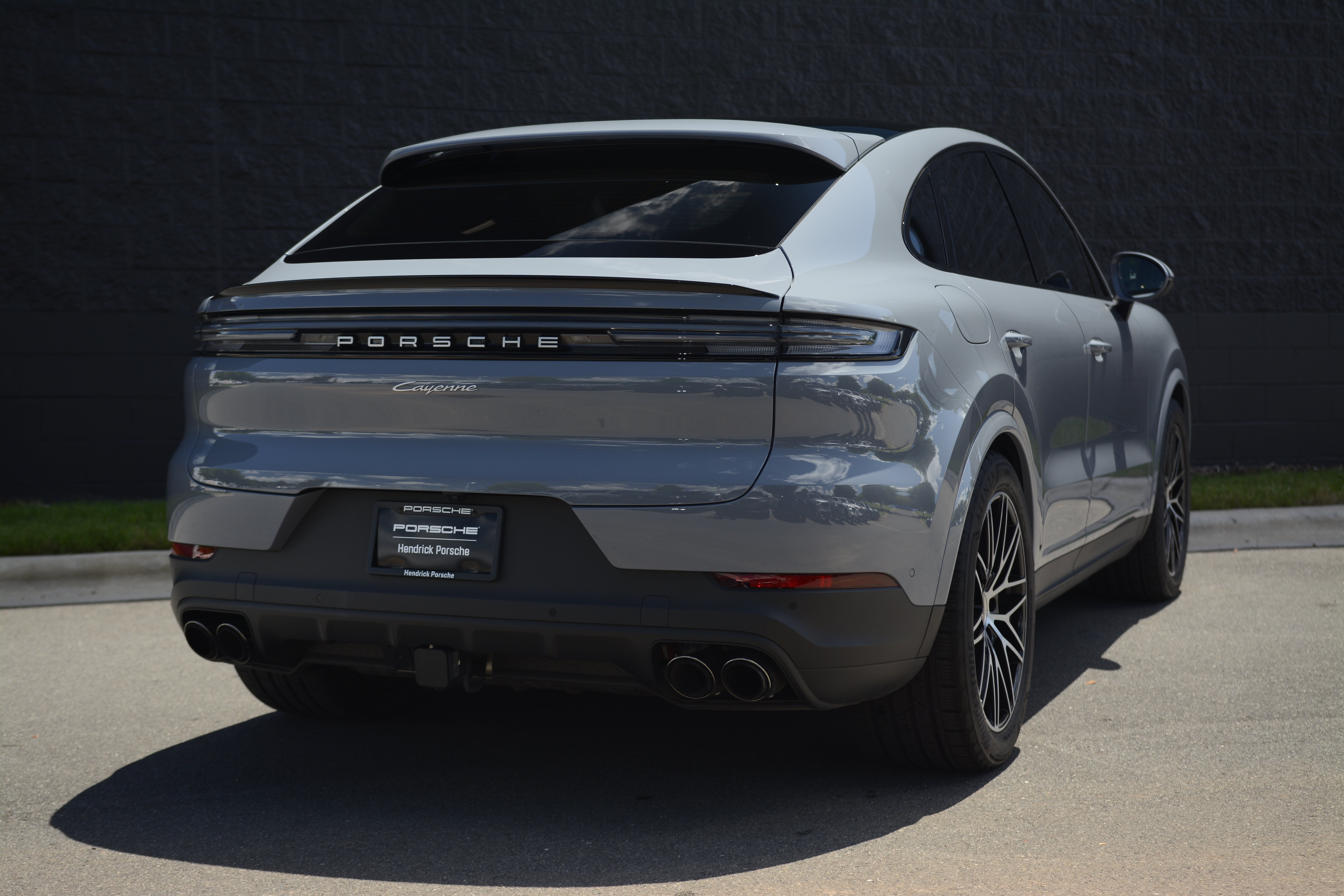 Certified 2026 Porsche Cayenne Coupe AWD/4WD image 7