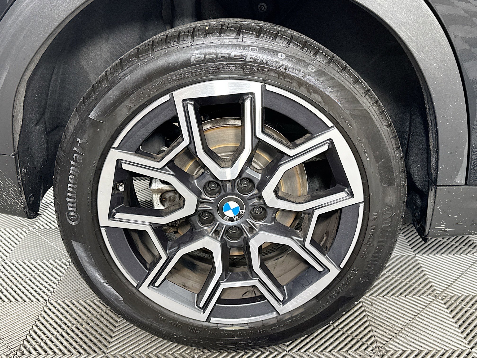 Used 2026 BMW X2 xDrive28i AWD/4WD image 32