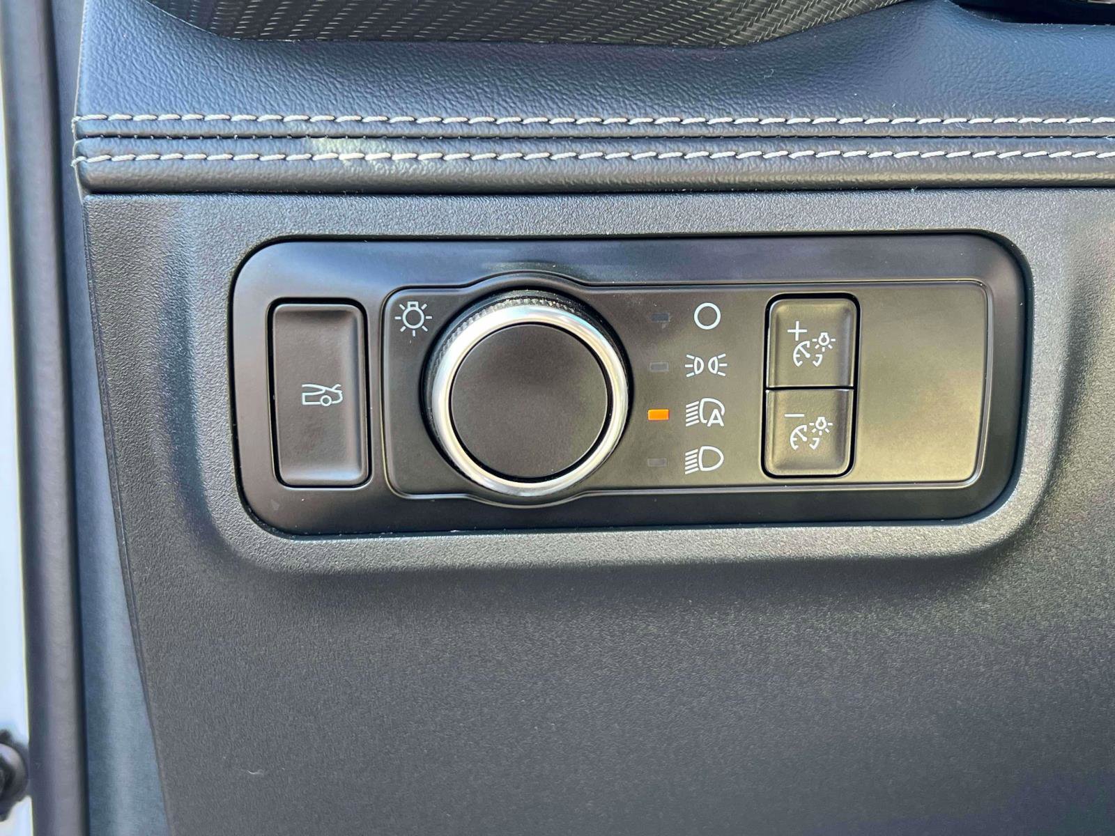 Used 2024 Ford Mustang Premium image 9