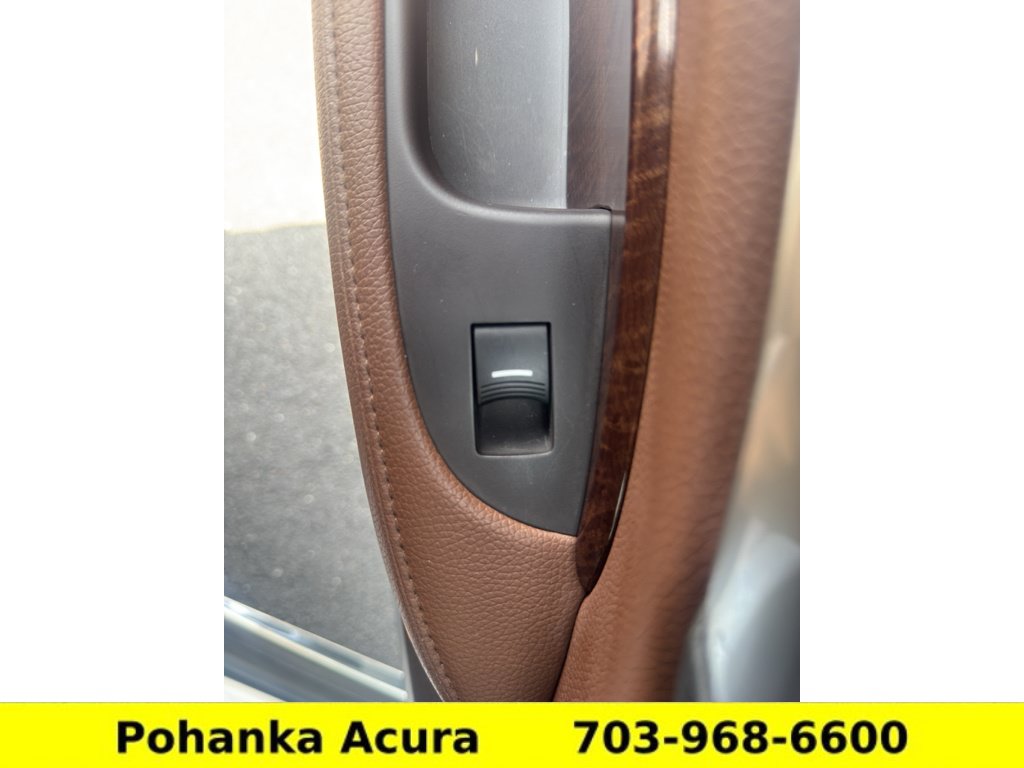 Used 2018 Acura MDX w/ Technology Package AWD/4WD image 25