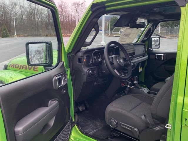 New 2026 Jeep Gladiator Mojave w/ Safety Group AWD/4WD image 14