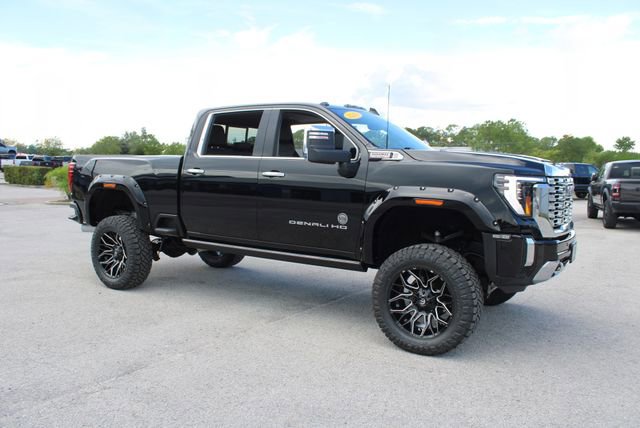 Used 2025 GMC Sierra 2500 Denali w/ Denali Reserve Package image 15
