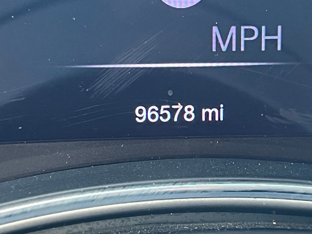 Used 2019 Jeep Grand Cherokee Limited w/ Luxury Group II RWD image 4