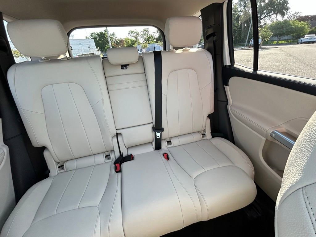 Used 2023 Mercedes-Benz GLB 250 4MATIC image 14