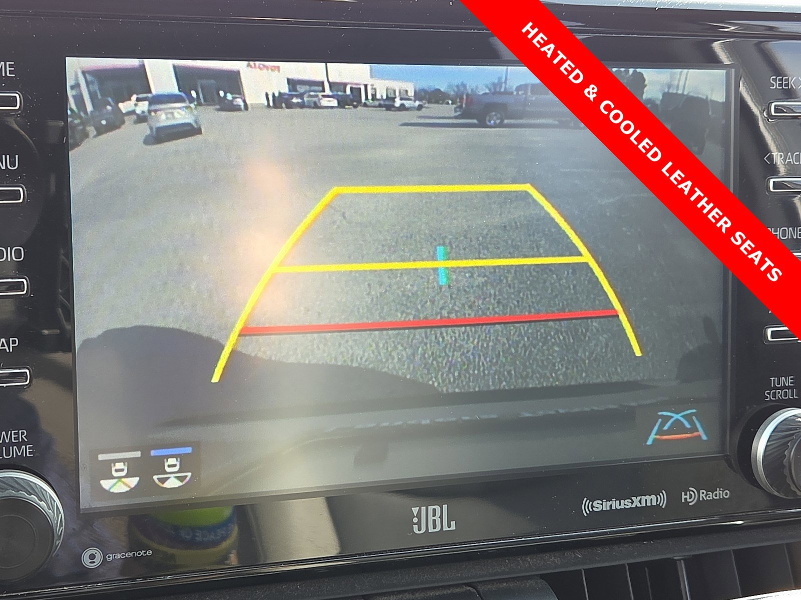 Used 2020 Toyota RAV4 Limited image 18