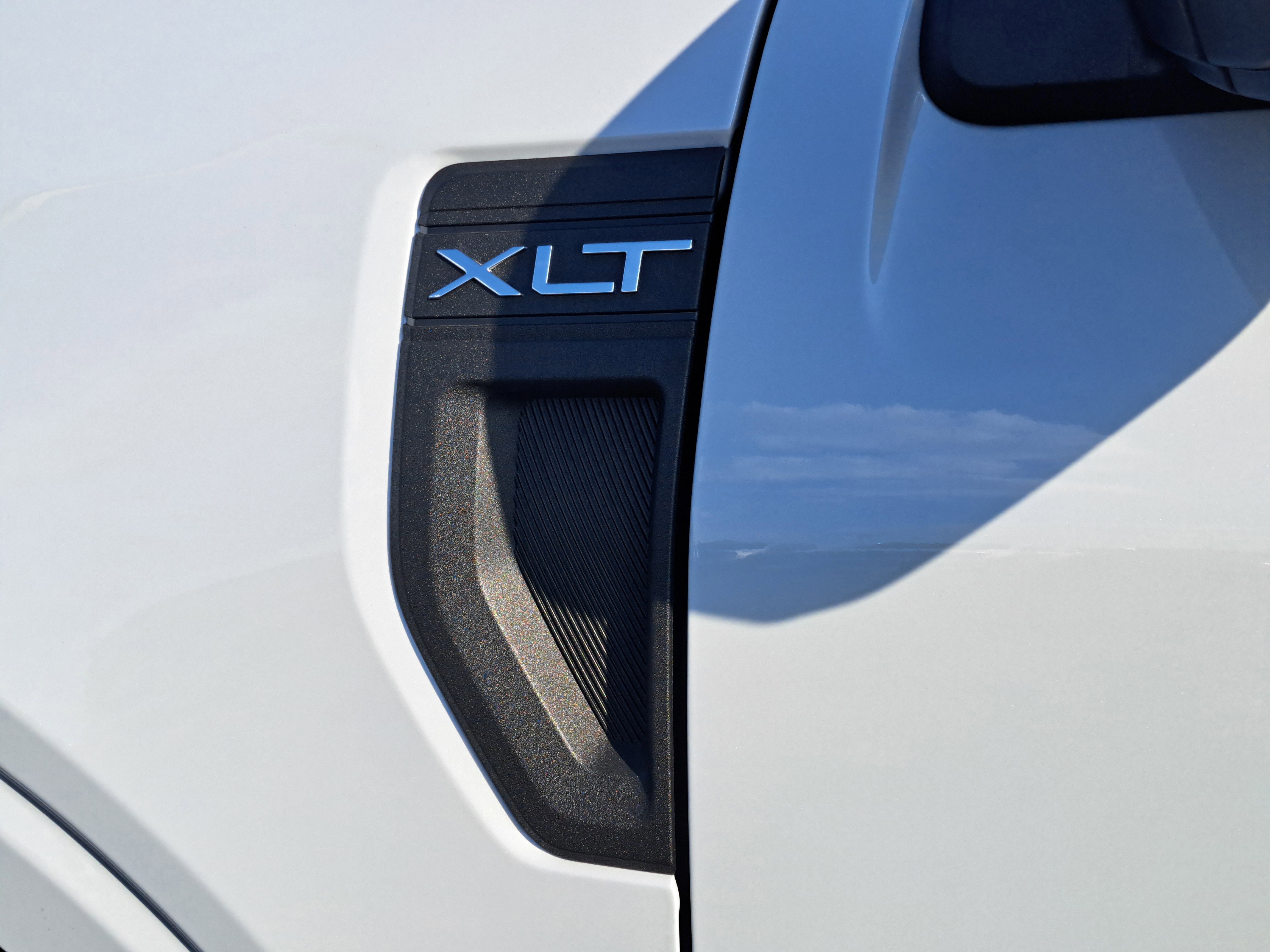 New 2025 Ford Maverick XLT w/ 4K Tow Package image 28