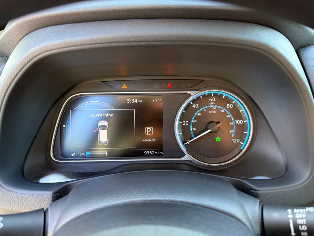 Used 2025 Nissan Leaf S FWD image 21