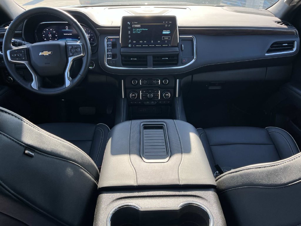 Used 2024 Chevrolet Suburban Premier AWD/4WD image 12