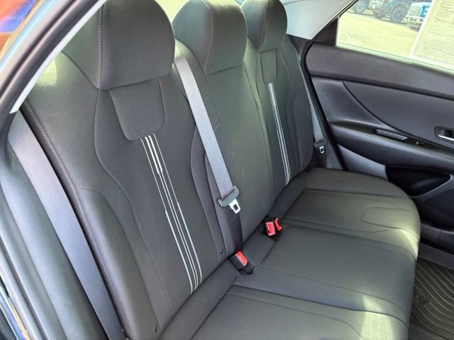 Used 2023 Hyundai Elantra SEL w/ Convenience Package FWD image 22