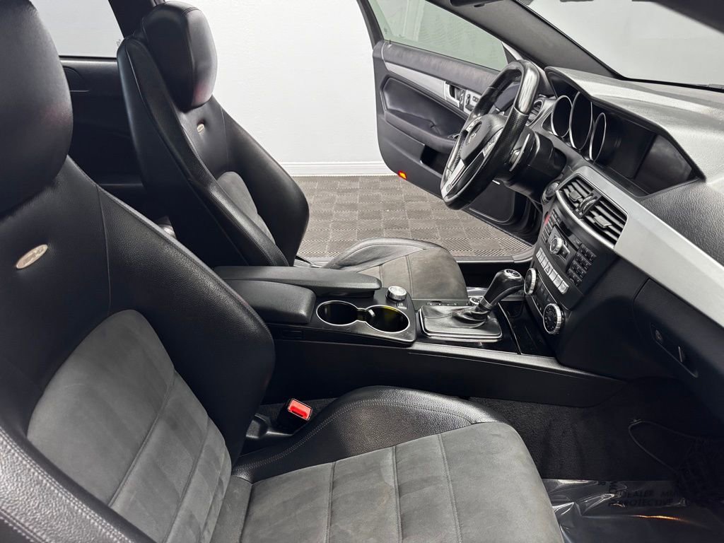 Used 2015 Mercedes-Benz C 63 AMG Coupe image 42