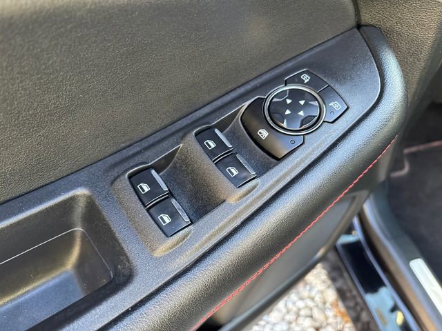 Used 2023 Ford Edge ST-Line image 18