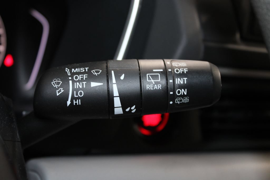 Used 2023 Honda Pilot LX image 38
