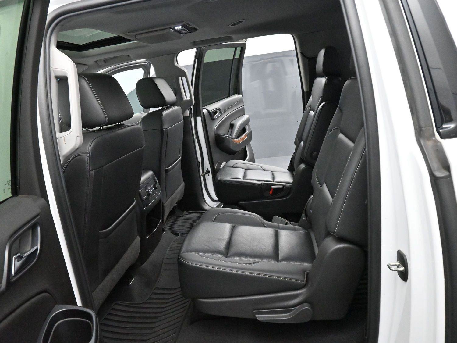 Used 2019 Chevrolet Suburban Premier AWD/4WD image 33