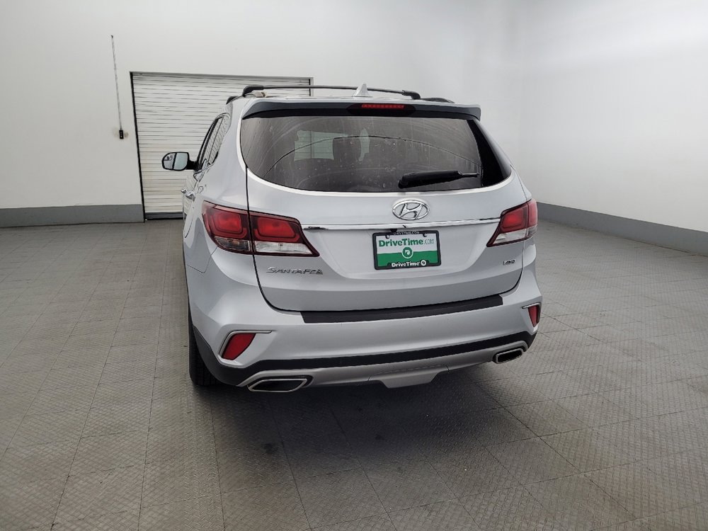 Used 2018 Hyundai Santa Fe SE image 6