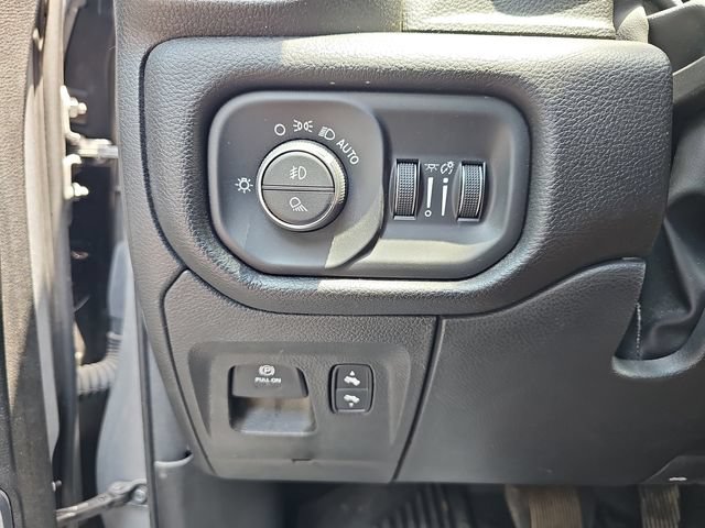 Used 2022 RAM 1500 Laramie AWD/4WD image 33
